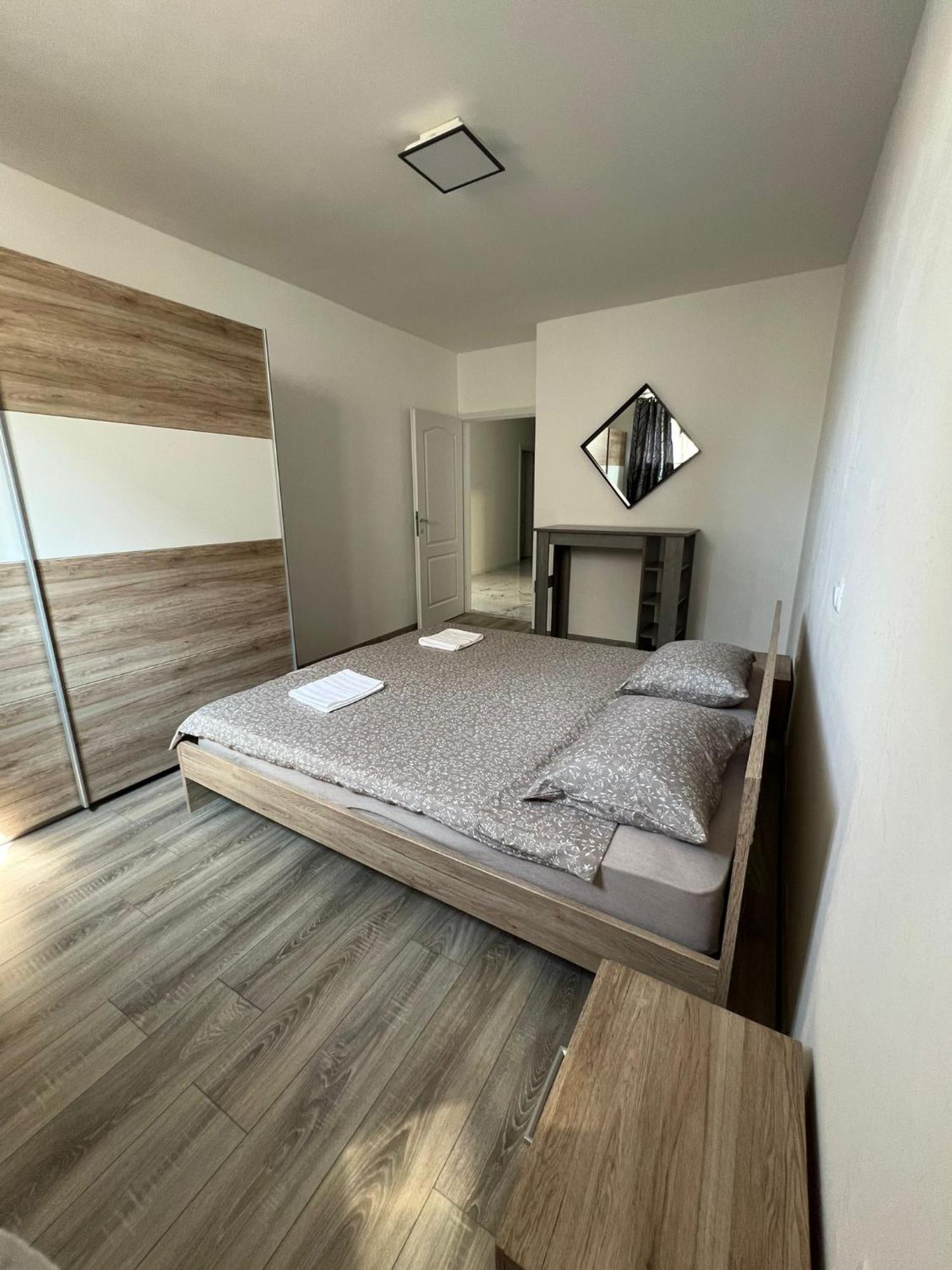 Centrum Apartment Makarska Exterior photo